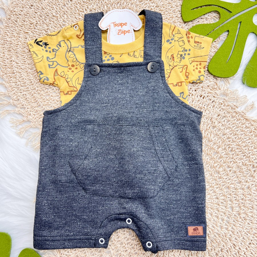 Conj. Camiseta Dinos e Jardineira em Moletinho - Chumbo e Amarelo Deserto